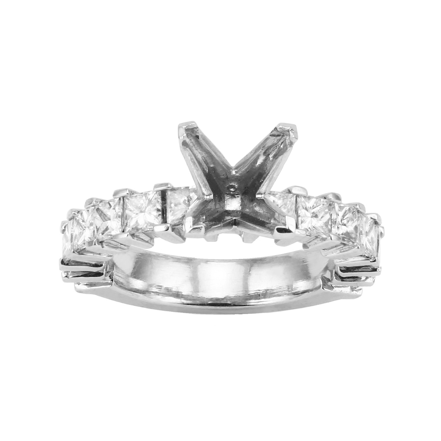 Prong Set Mounting in 14K White Gold